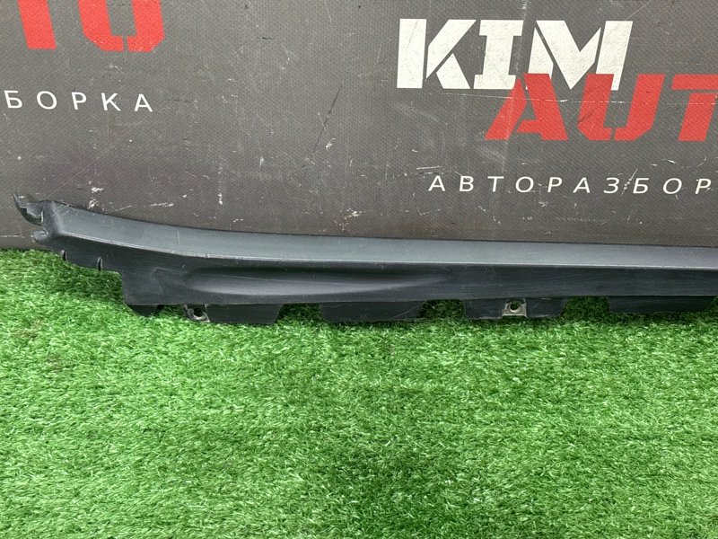 Молдинг лобового стекла Fiat Albea