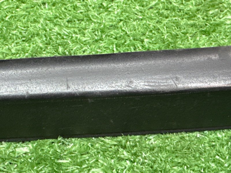 Молдинг лобового стекла Opel Astra