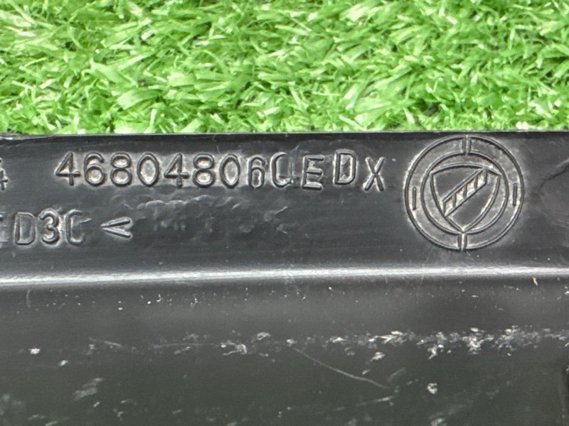 Молдинг лобового стекла Fiat Albea