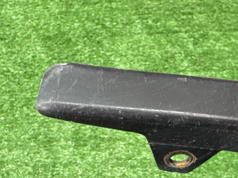 Молдинг лобового стекла Fiat Albea