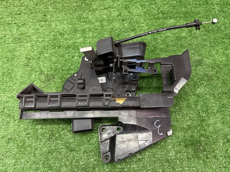 Замок двери Ford Focus 2