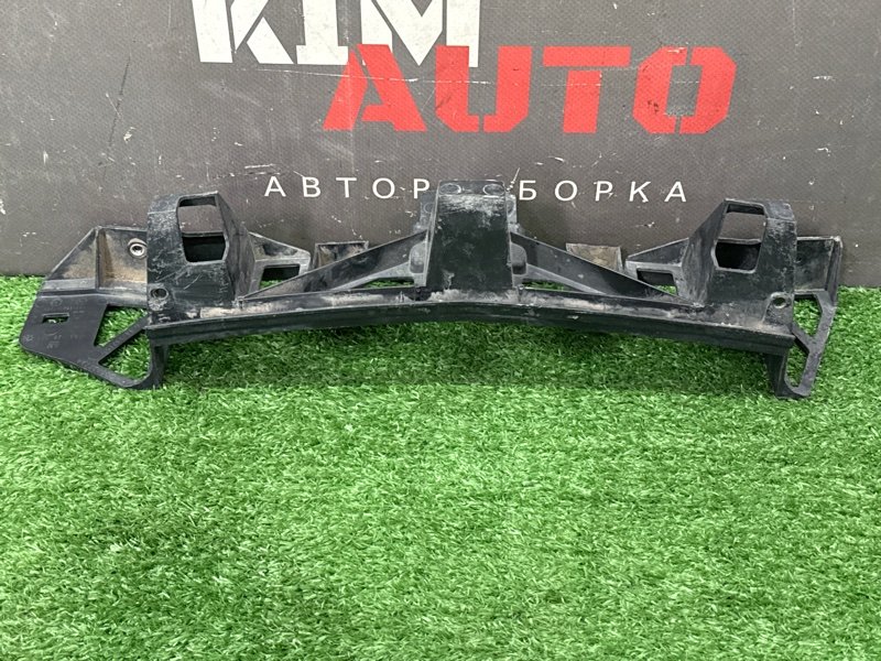 Кронштейн бампера Opel Zafira