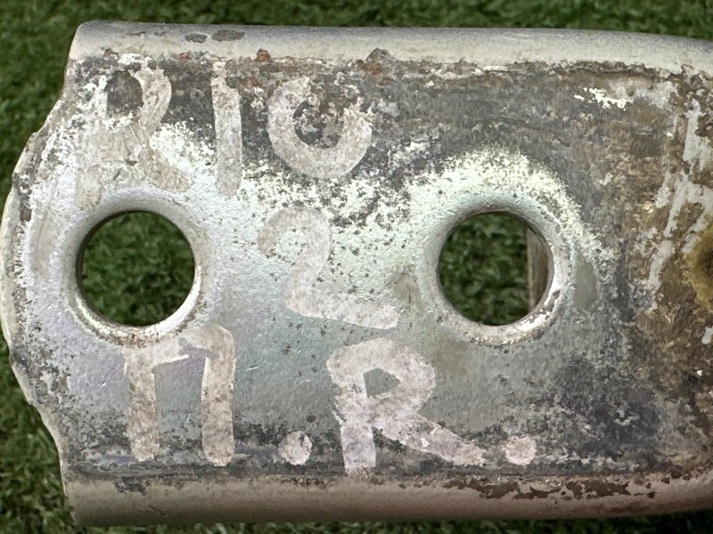 Петли двери Kia Rio 2