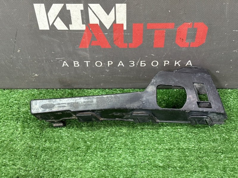 Кронштейн бампера Ford Focus 2