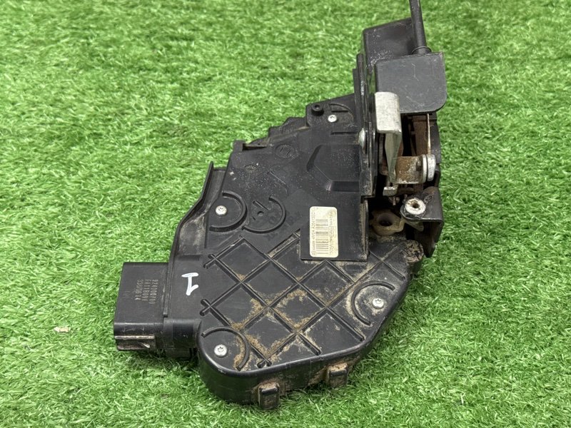 Замок двери Ford Focus 2