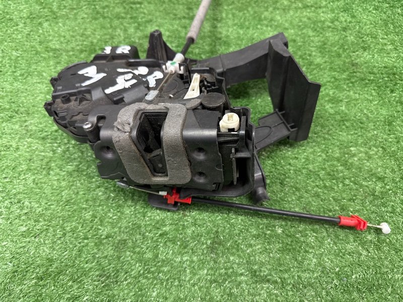 Замок двери Ford Mondeo 4