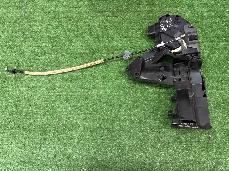 Замок двери Ford Focus 2