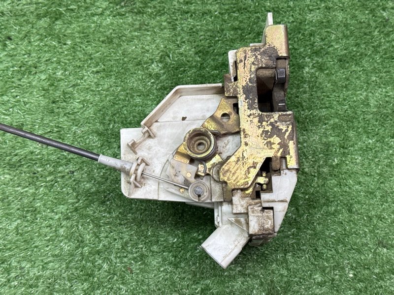 Замок двери Ford Mondeo 3