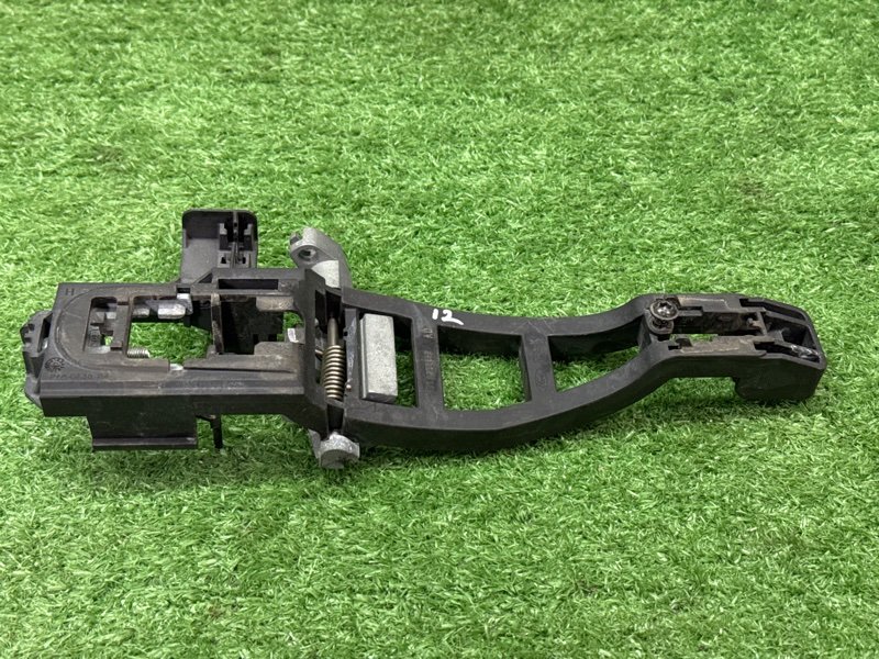 Кронштейн ручки двери Ford Focus 2