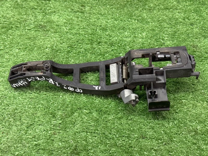 Кронштейн ручки двери Ford Focus 2