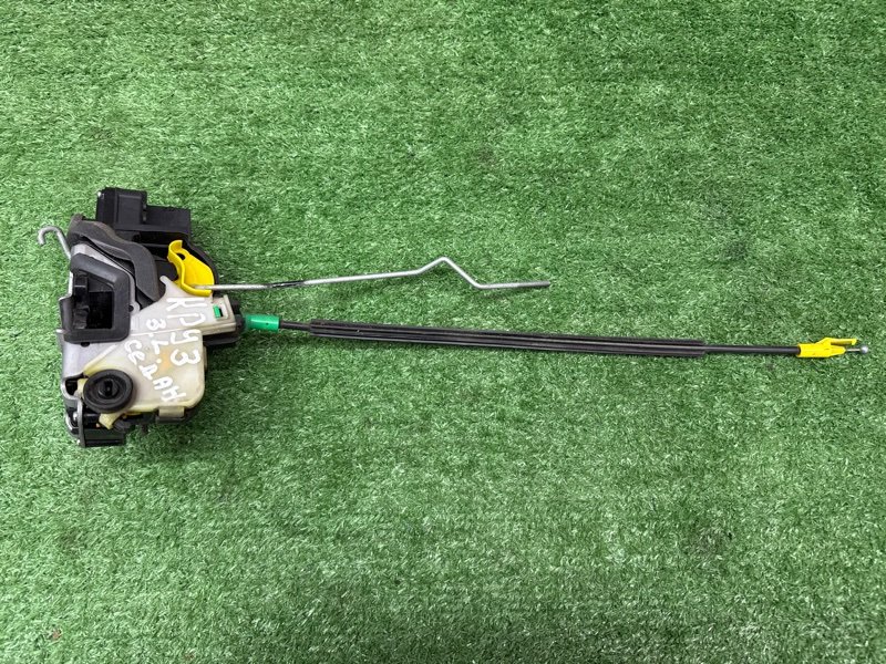 Замок двери Opel Astra J