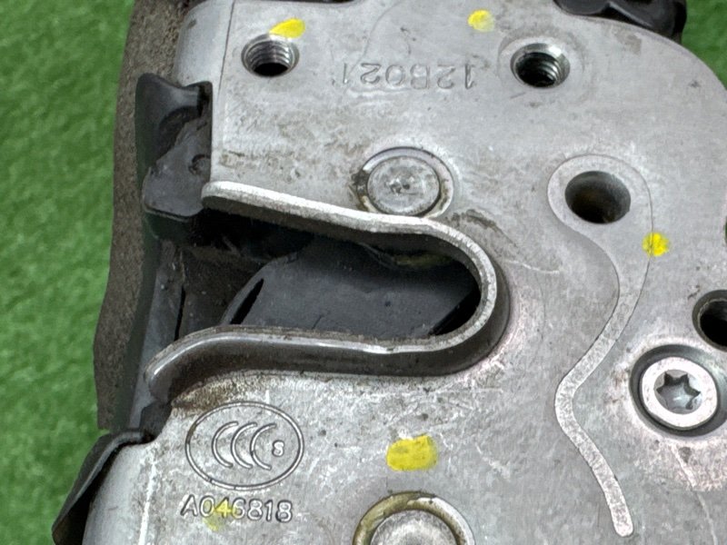 Замок двери Chevrolet Cruze