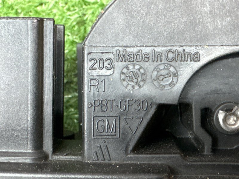 Замок двери Chevrolet Orlando