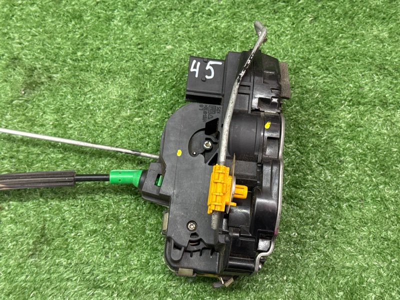 Замок двери Chevrolet Cruze