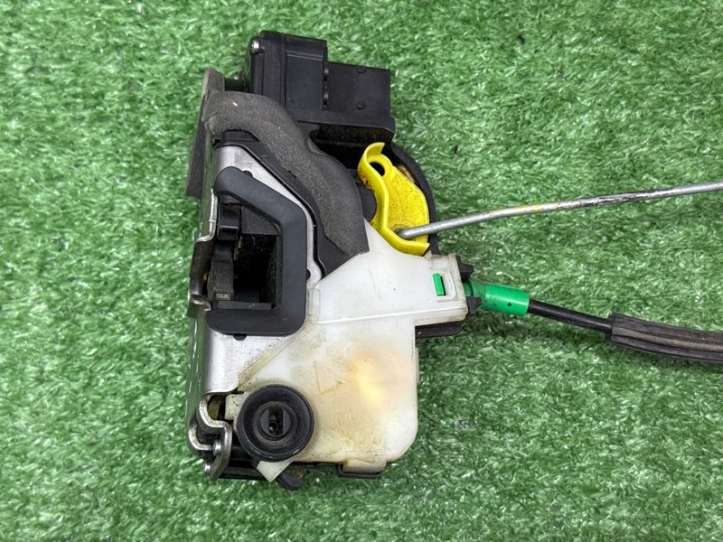 Замок двери Chevrolet Orlando