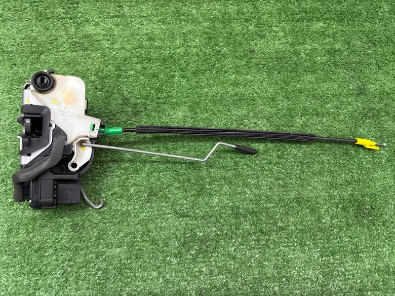 Замок двери Chevrolet Cruze