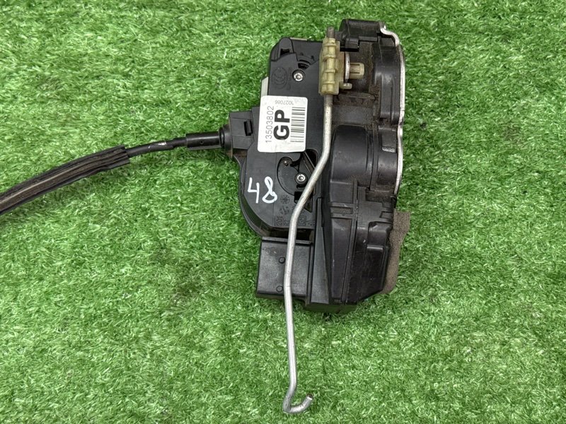 Замок двери Chevrolet Cruze