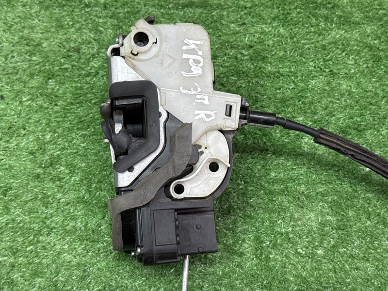 Замок двери Chevrolet Cruze