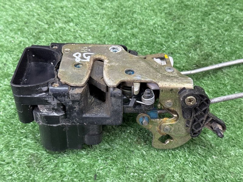 Замок двери Chevrolet Lacetti