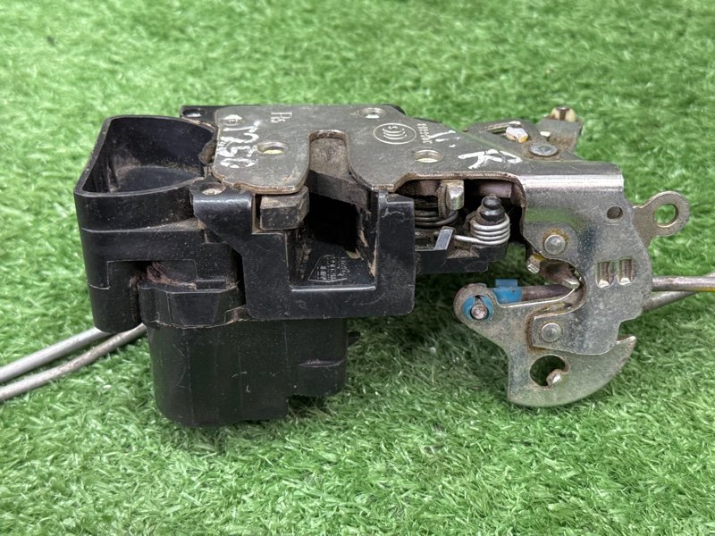 Замок двери Chevrolet Aveo