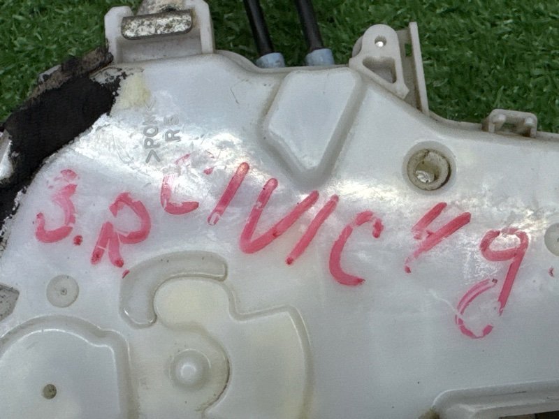 Замок двери Honda Civic 4D