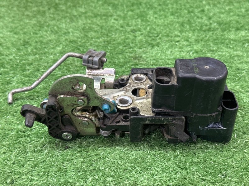 Замок двери Chevrolet Aveo