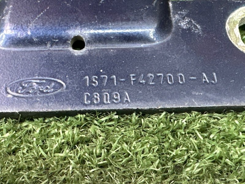 Петли крышки багажника Ford Mondeo 3