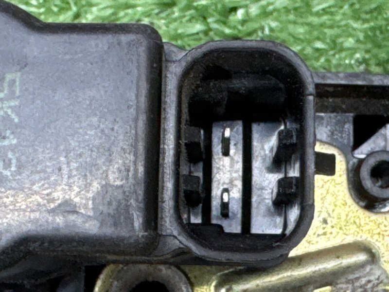 Замок двери Chevrolet Lacetti