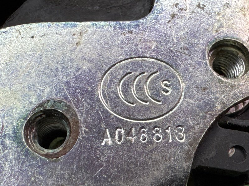 Замок двери Chevrolet Lacetti