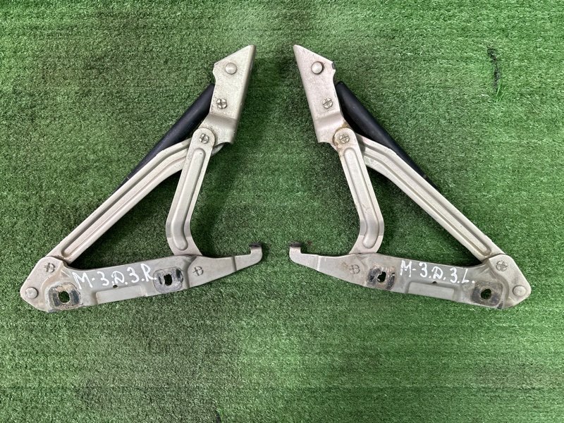 Петли крышки багажника Ford Mondeo 3