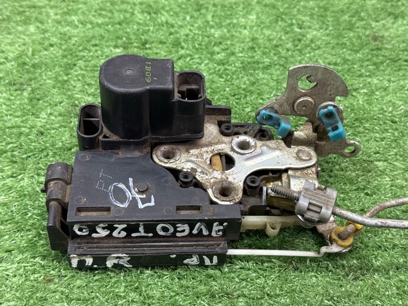 Замок двери Chevrolet Aveo