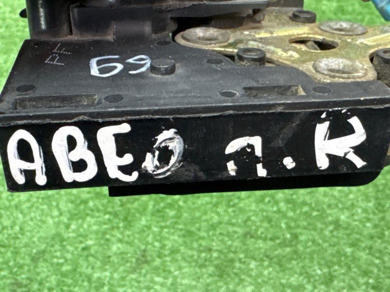 Замок двери Chevrolet Aveo