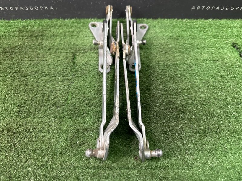 Петли крышки багажника Ford Focus 2