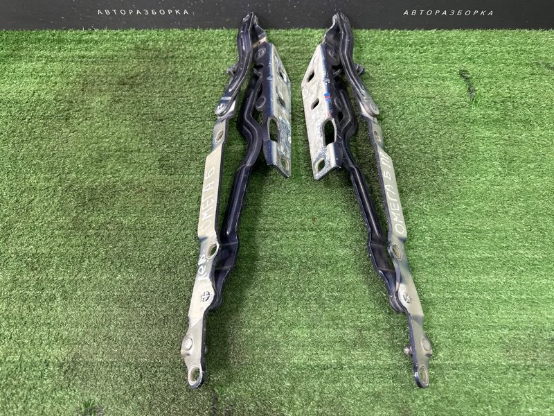 Петли крышки багажника Opel Omega B