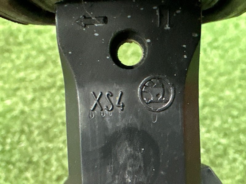 Ограничитель двери Skoda Fabia 2