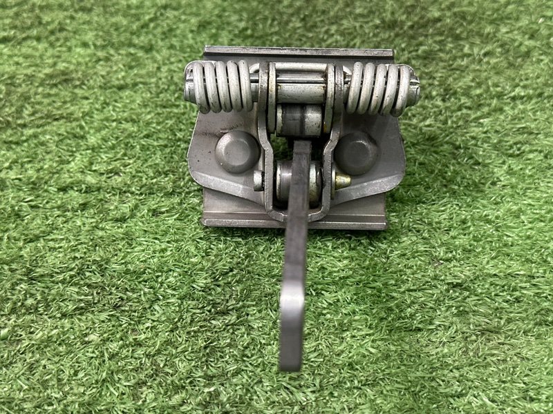 Ограничитель двери Peugeot 407