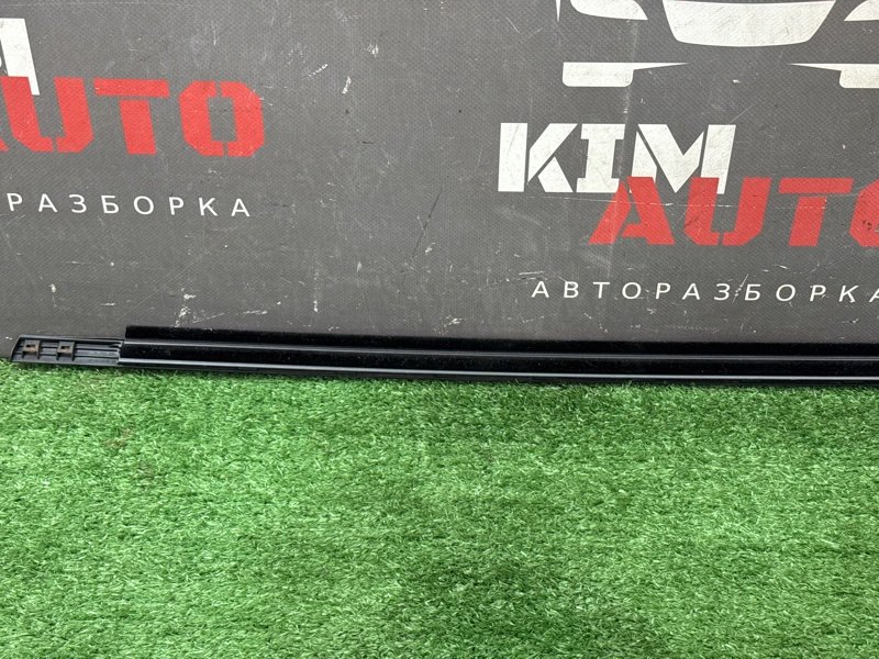 Уплотнитель стекла наружный (Бархотка) Opel Astra H