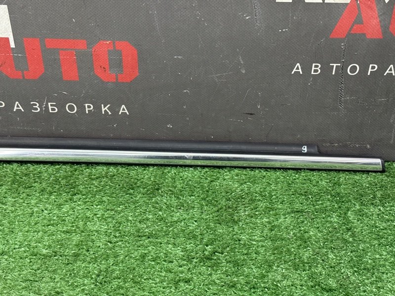 Уплотнитель стекла наружный (Бархотка) Opel Astra H