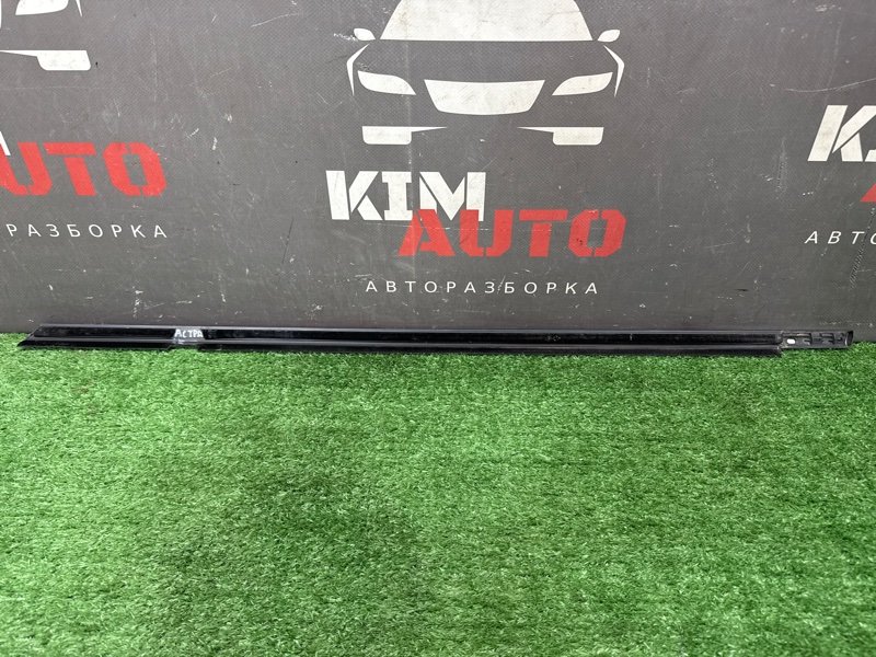 Уплотнитель стекла наружный (Бархотка) Opel Astra H