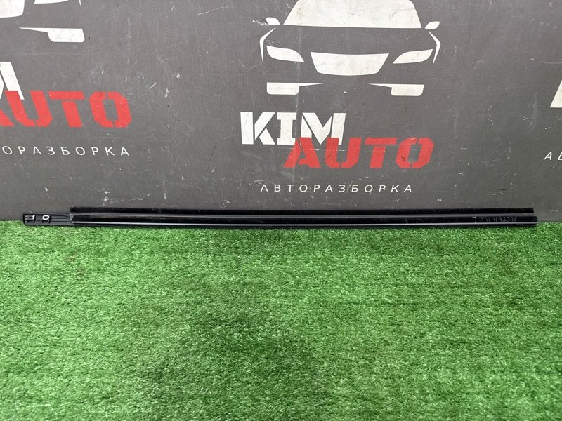 Уплотнитель стекла наружный (Бархотка) Opel Astra H
