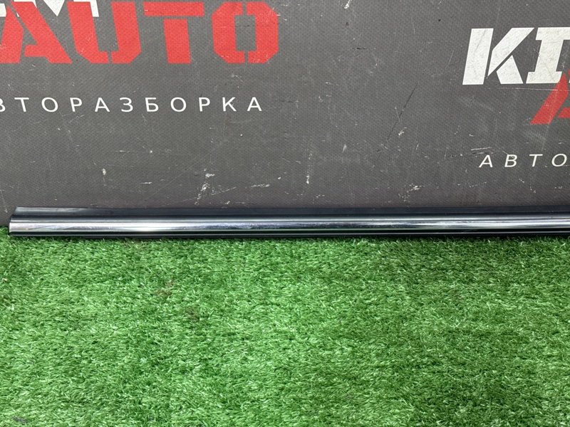 Уплотнитель стекла наружный(Бархотка) Хром Hyundai Sonata 4