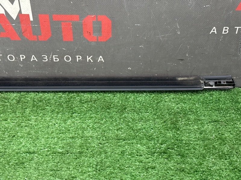 Уплотнитель стекла наружный(Бархотка) Хром Hyundai Sonata 4
