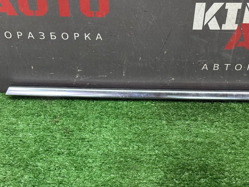 Уплотнитель стекла наружный(Бархотка) Хром Opel Astra J