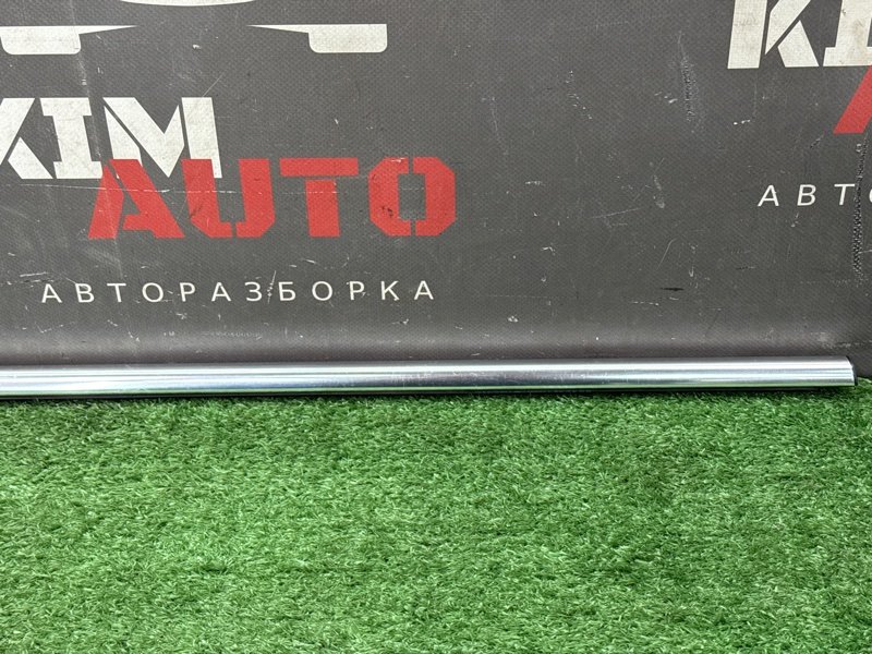 Уплотнитель стекла наружный (Бархотка) Chevrolet Cruze