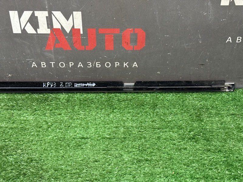 Уплотнитель стекла наружный (Бархотка) Chevrolet Cruze