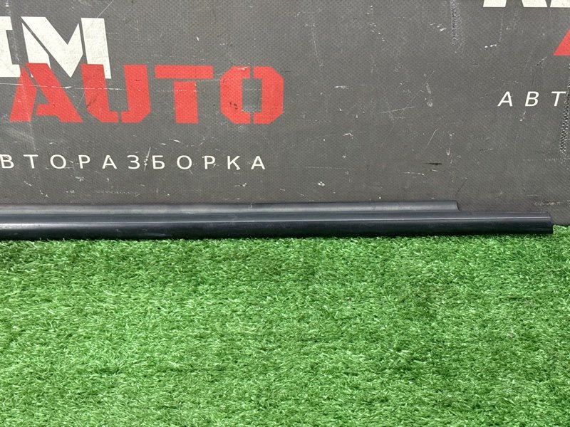 Уплотнитель стекла наружный (Бархотка) Opel Astra H