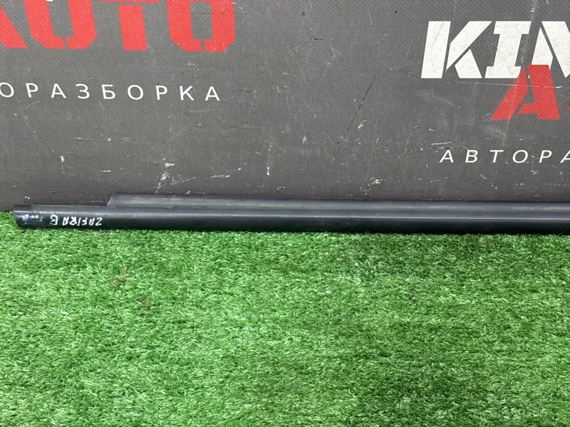 Уплотнитель стекла наружный (Бархотка) Opel Zafira