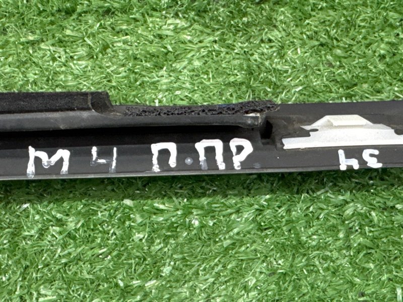 Уплотнитель стекла наружный(Бархотка) Хром Ford Mondeo 4