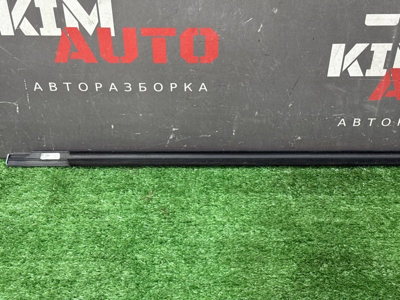 Уплотнитель стекла наружный (Бархотка) Opel Astra J