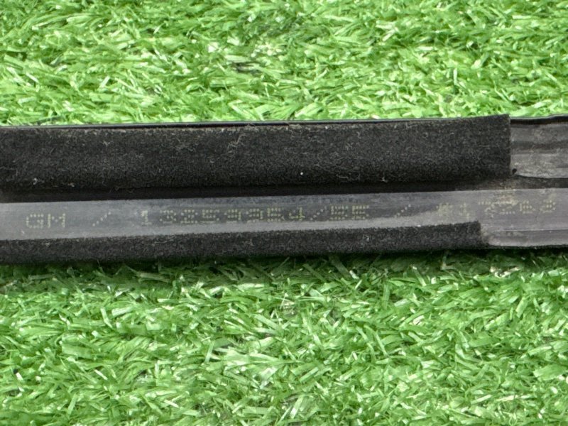 Уплотнитель стекла наружный (Бархотка) Opel Astra J